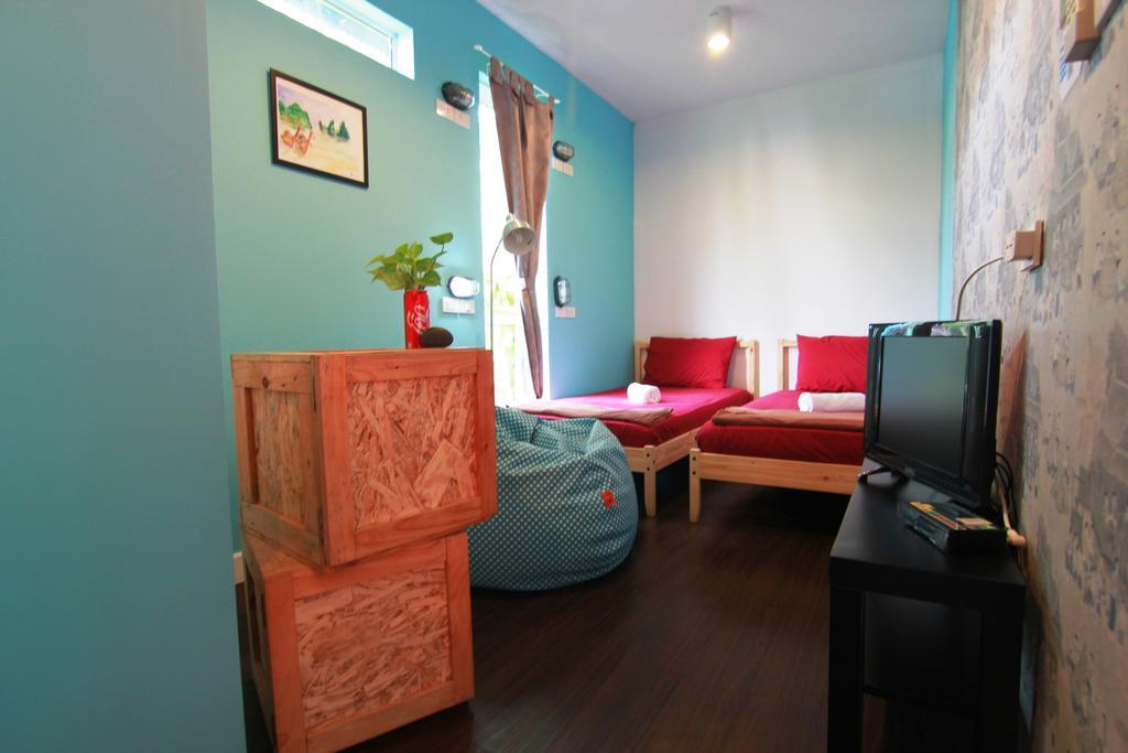 בנגקוק Wh Hostel מראה חיצוני תמונה